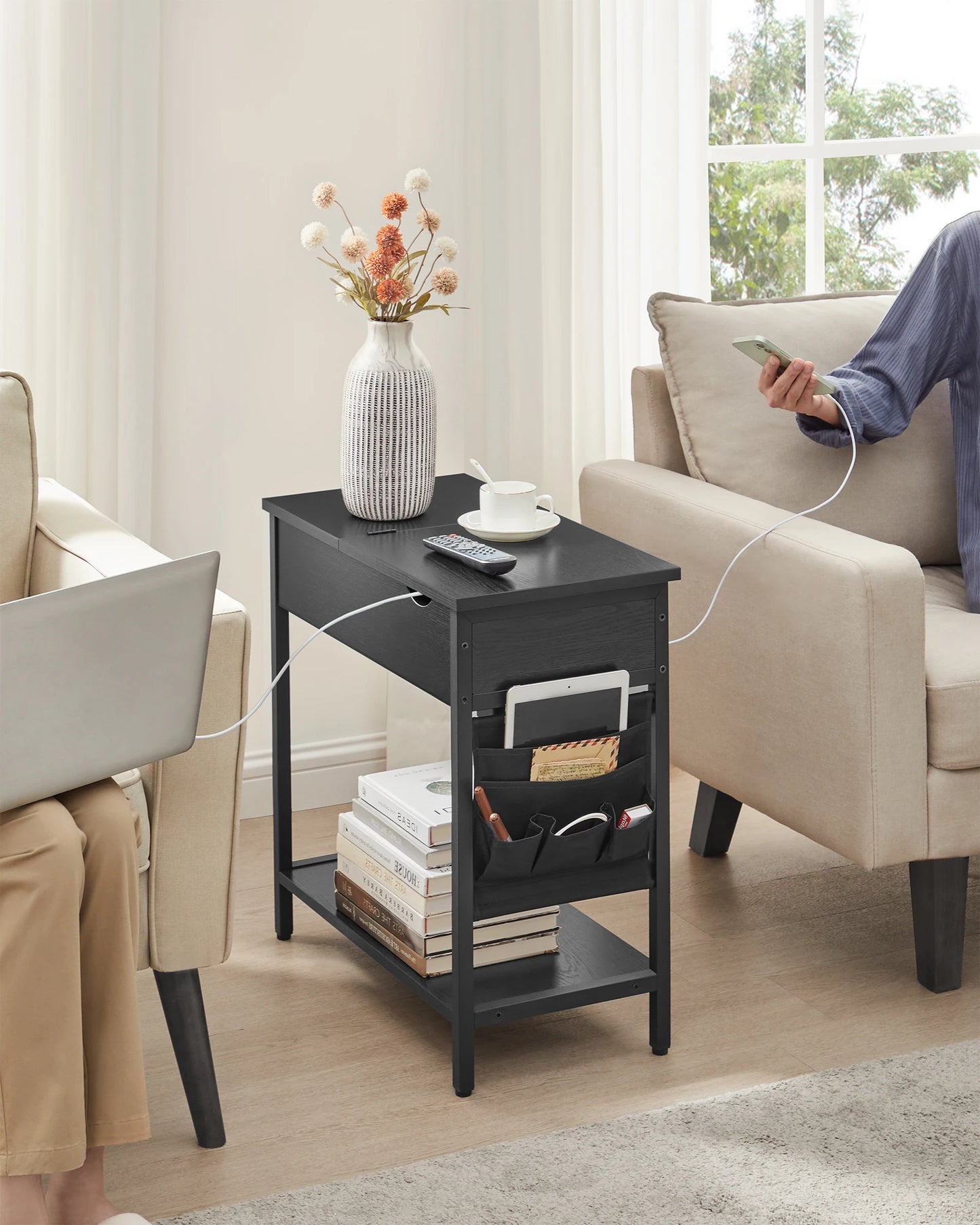 Table d’appoint VASAGLE avec prises & ports USB – plateau rabattable