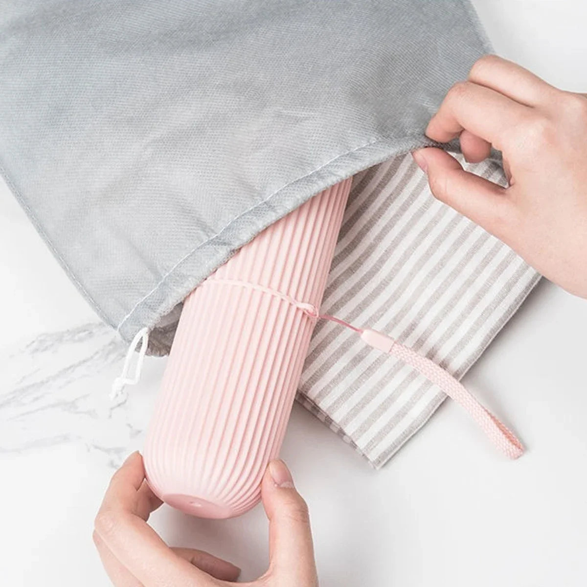 Set voyage brosse à dents & dentifrice – étui protecteur